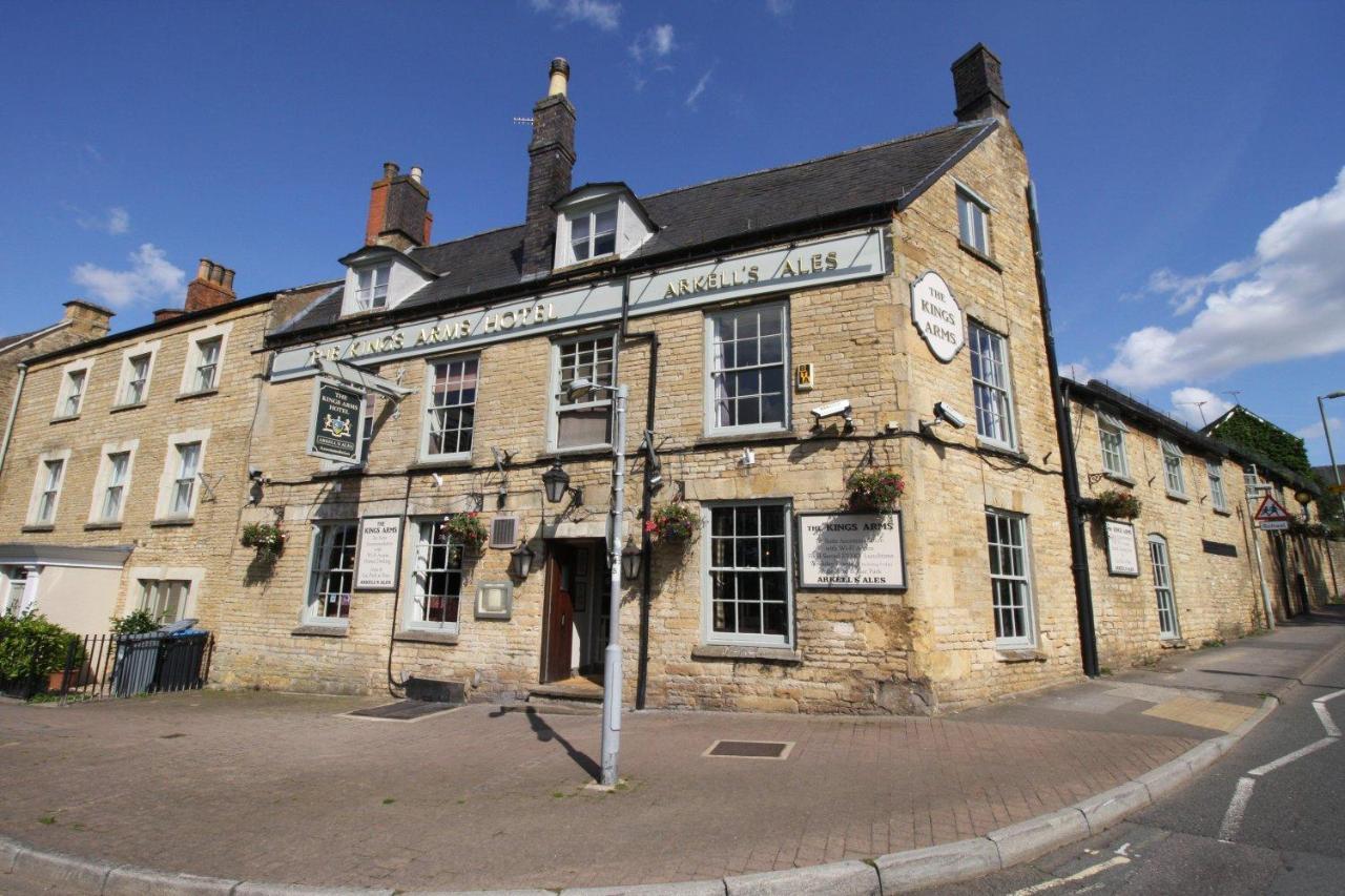 The Kings Arms Hotel Chipping Norton Buitenkant foto